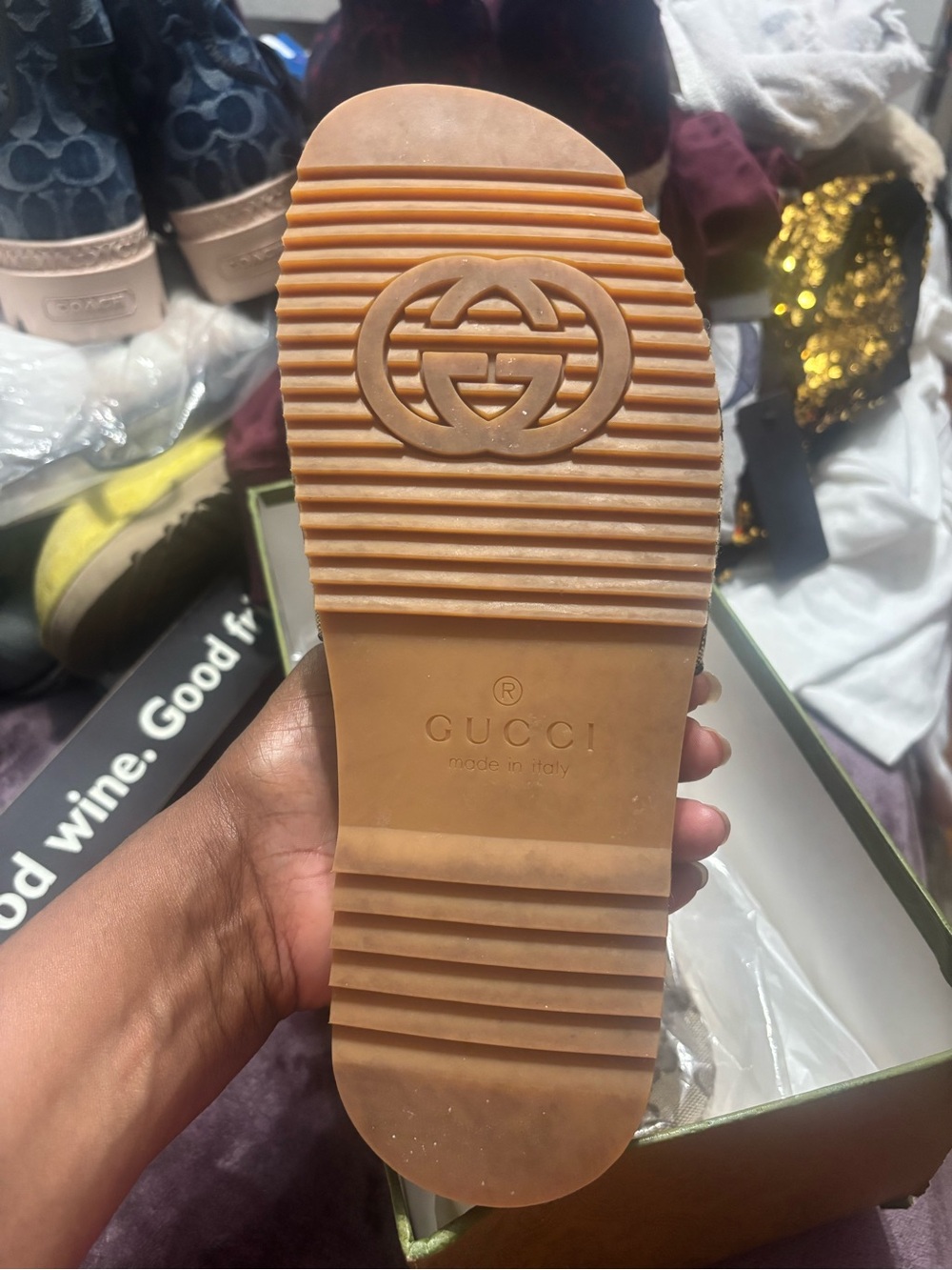 Gucci Beige GG Supreme Monogram Slide Sandals - Picture 9 of 12